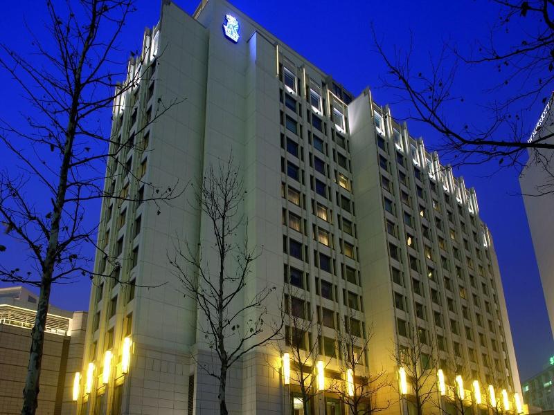 The Ritz-Carlton, Beijing image