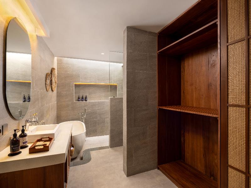 Tonys Villas & Resort Seminyak Bali image