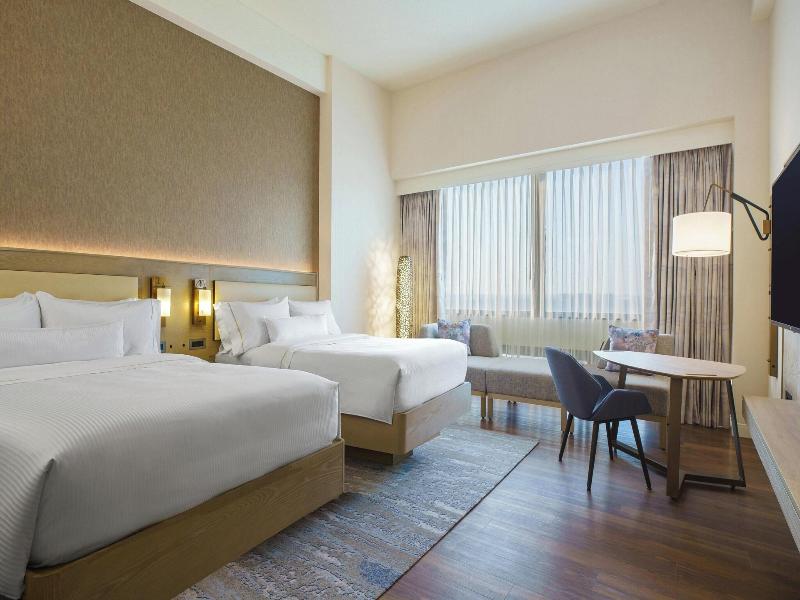 Westin O'Hare image
