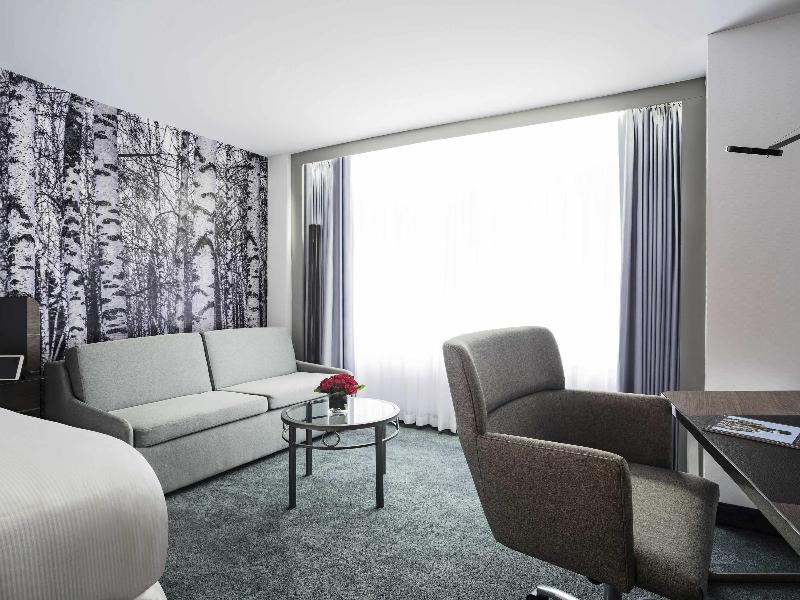 Stay in style at Novotel Montreal Centre