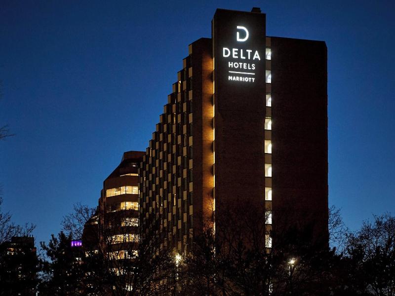 Delta Hotels Toronto Mississauga image