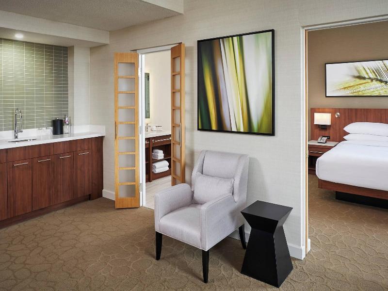 Delta Hotels Toronto Mississauga image
