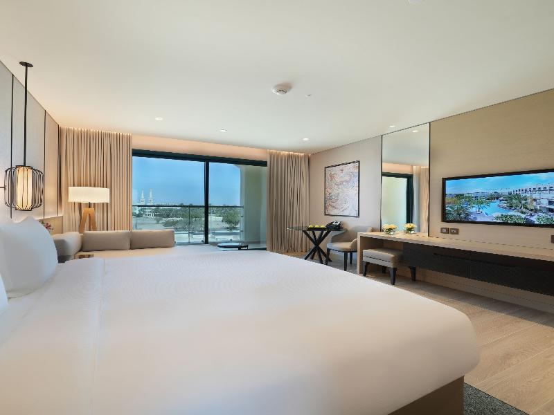 Al Ain Rotana image