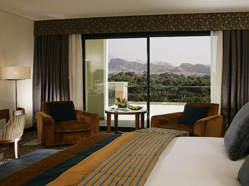 Al Ain Rotana image