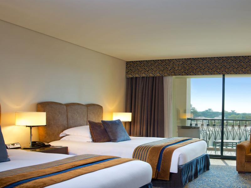 Al Ain Rotana image