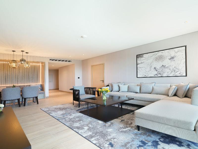Al Ain Rotana image