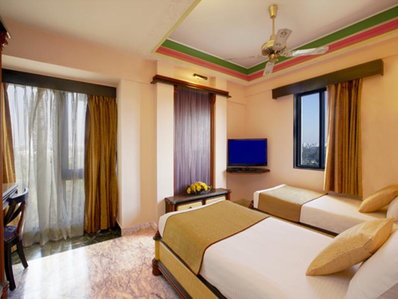 The Emerald Hotel & Services Apartments