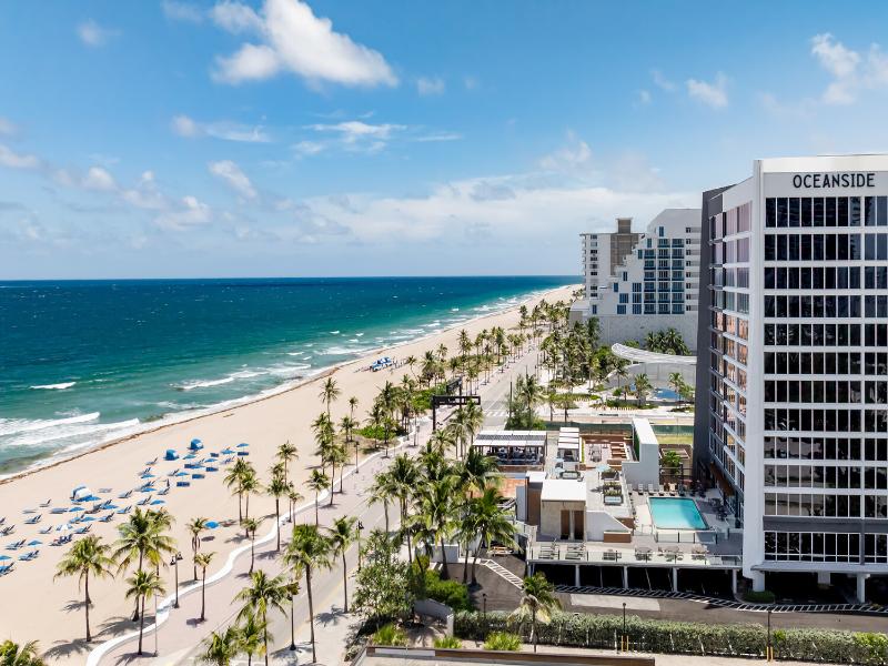 Courtyard Oceanside Fort Lauderdale Beach image
