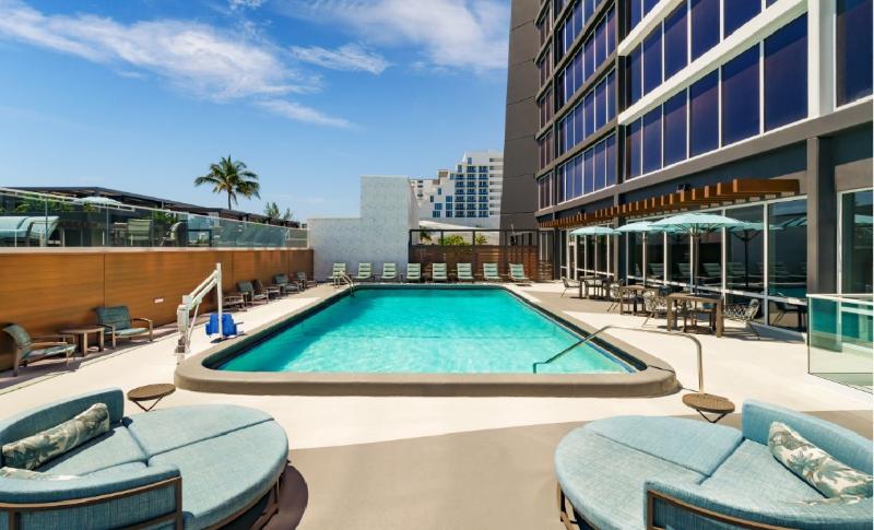 Courtyard by Marriott Fort Lauderdale Beach Courtyard by Marriott Fort Lauderdale Beach