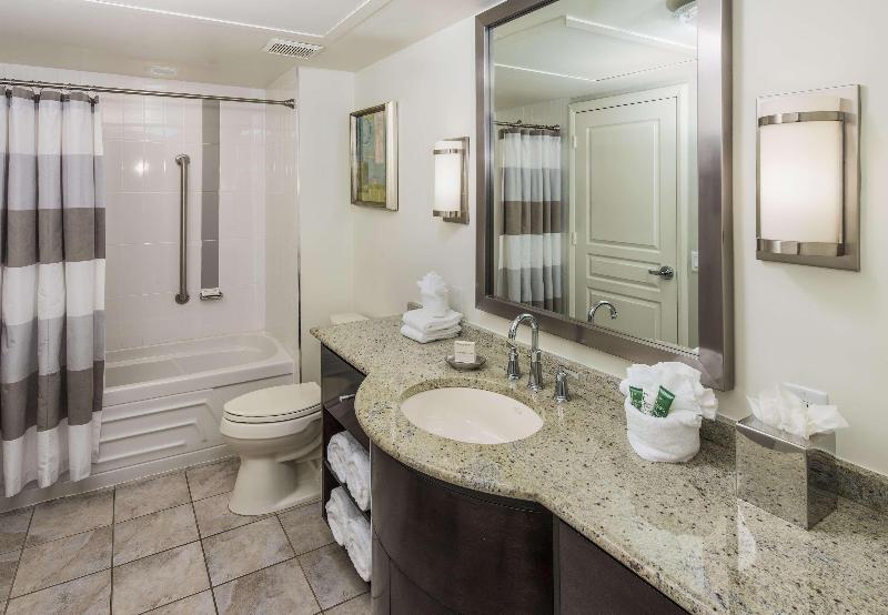 Hilton Grand Vacations at McAlpin Ocean Plaza image