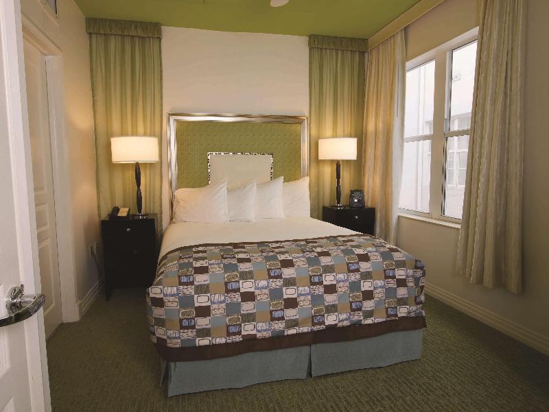 Hilton Grand Vacations at McAlpin Ocean Plaza image
