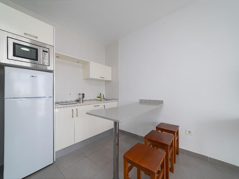 Elena Apartamentos image