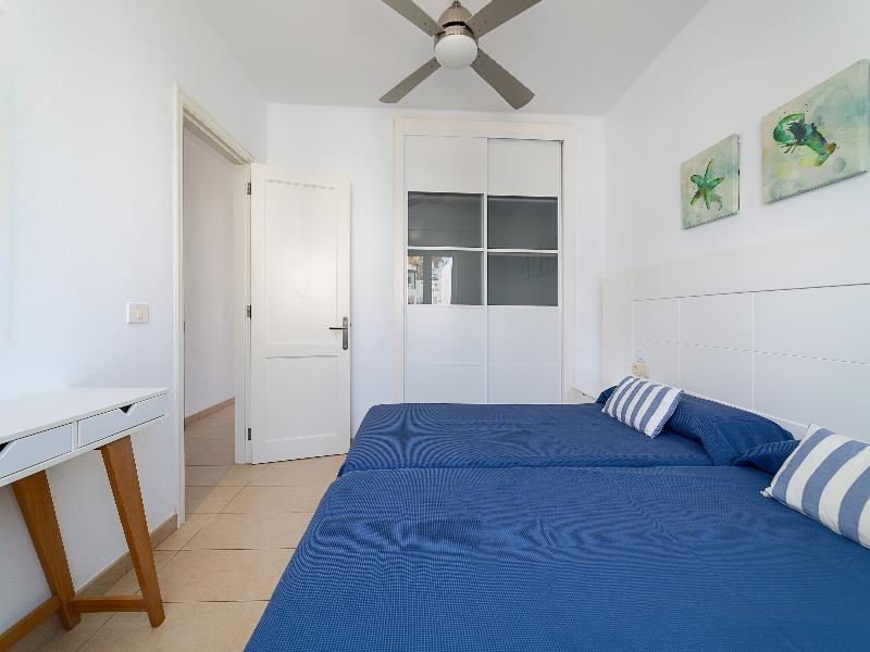 Elena Apartamentos image