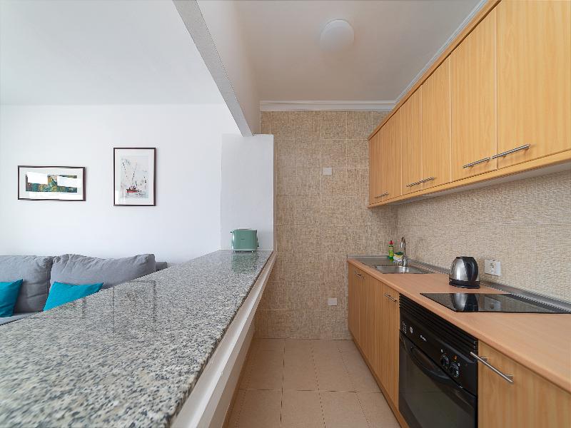 Elena Apartamentos image