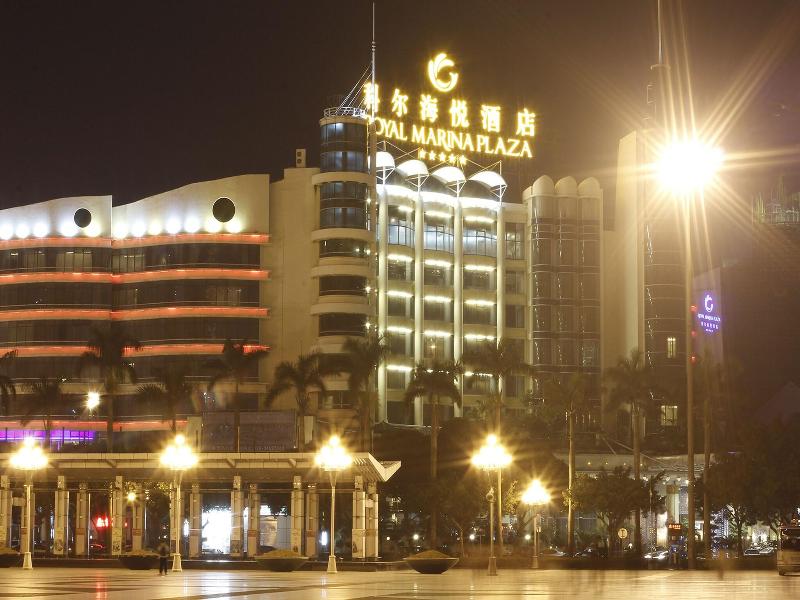 Royal Marina Plaza image