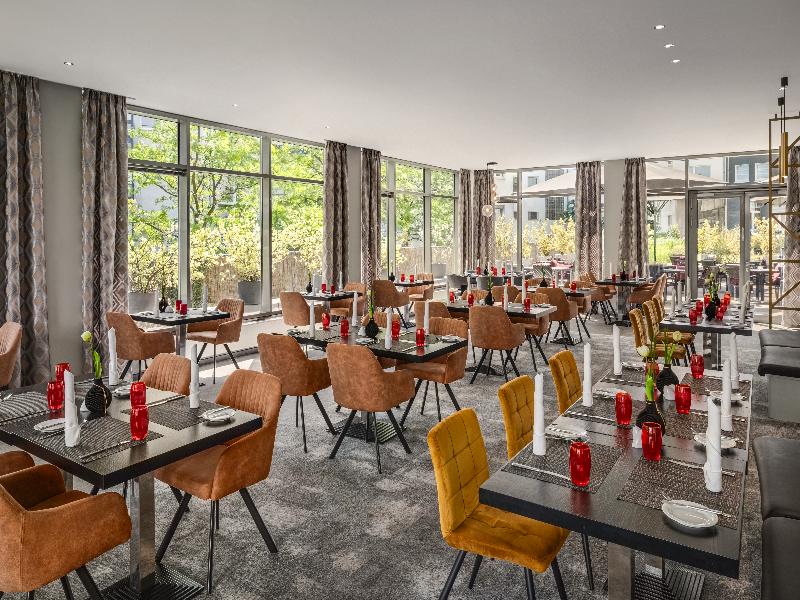 Ramada by Wyndham Essen Hotel image