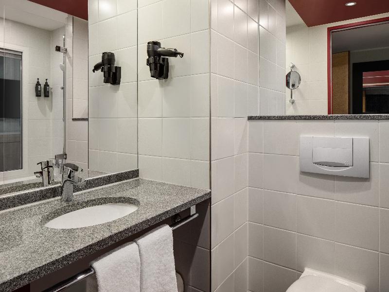 Ramada by Wyndham Essen Hotel image