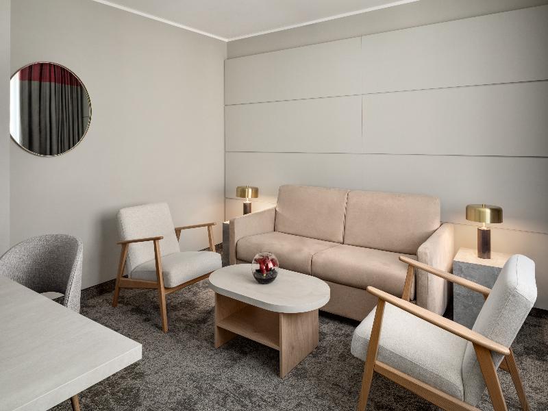 Ramada by Wyndham Essen Hotel image