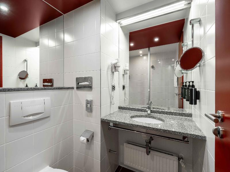 Ramada by Wyndham Essen Hotel image