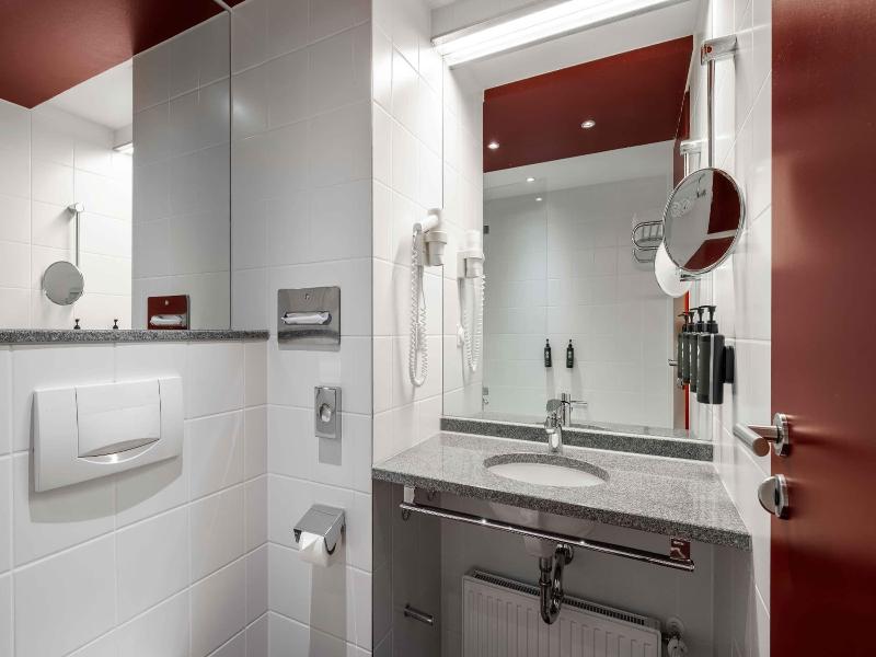 Ramada by Wyndham Essen Hotel image
