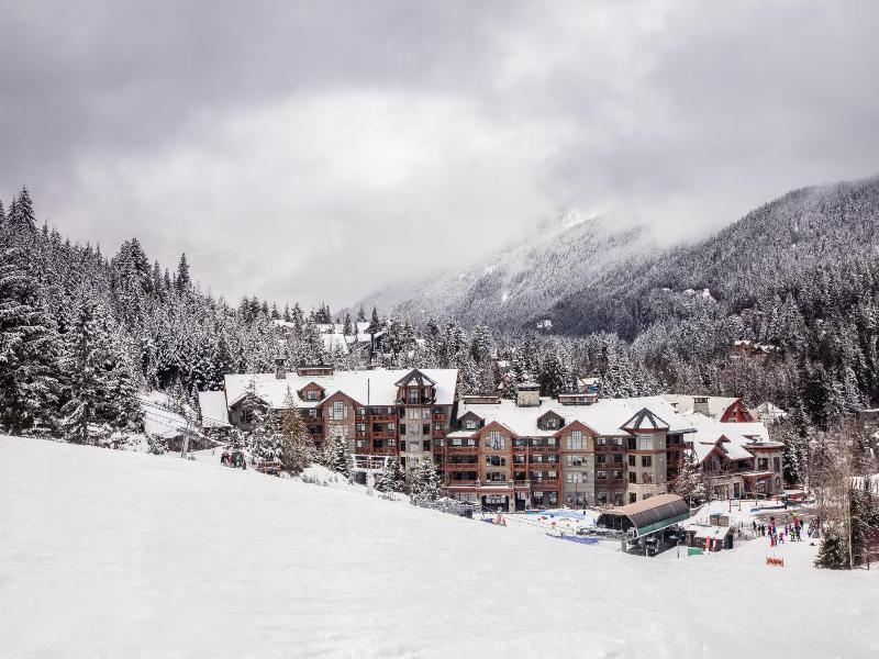 First Tracks Lodge, by Lodging Ovations image
