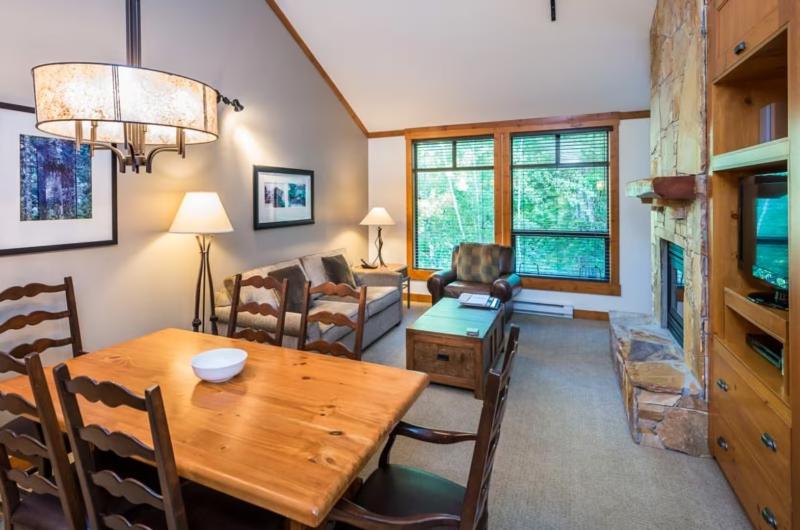 First Tracks Lodge, by Lodging Ovations image