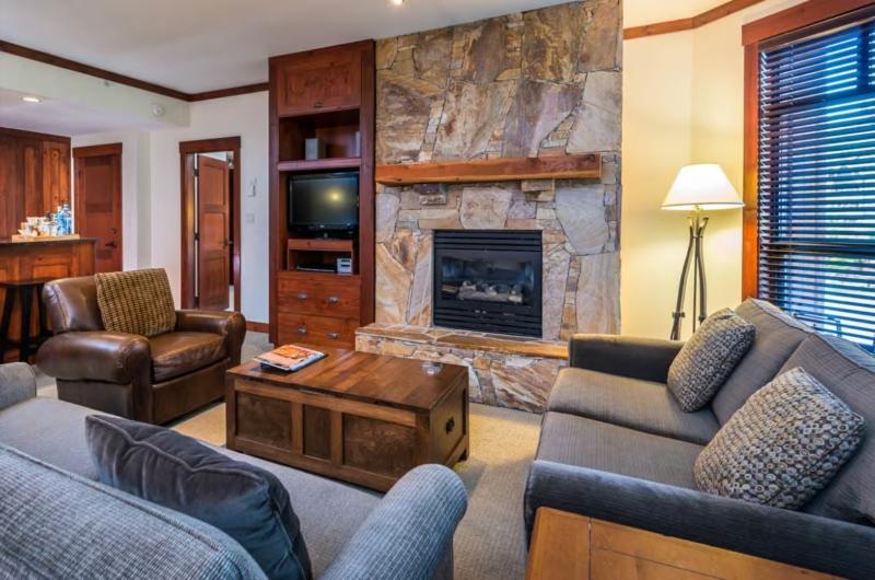 First Tracks Lodge, by Lodging Ovations image