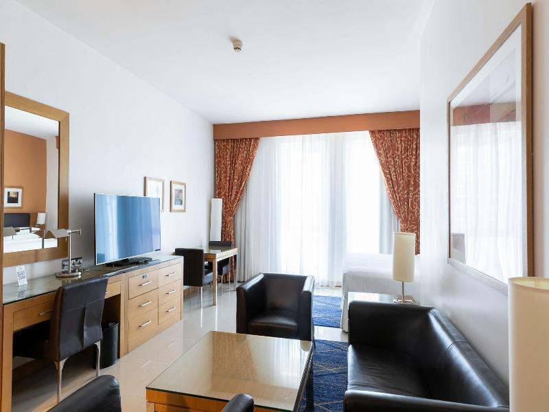 Four Points by Sheraton Downtown Dubai image