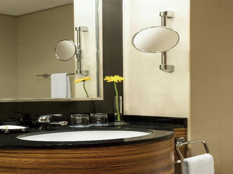 Four Points by Sheraton Downtown Dubai image