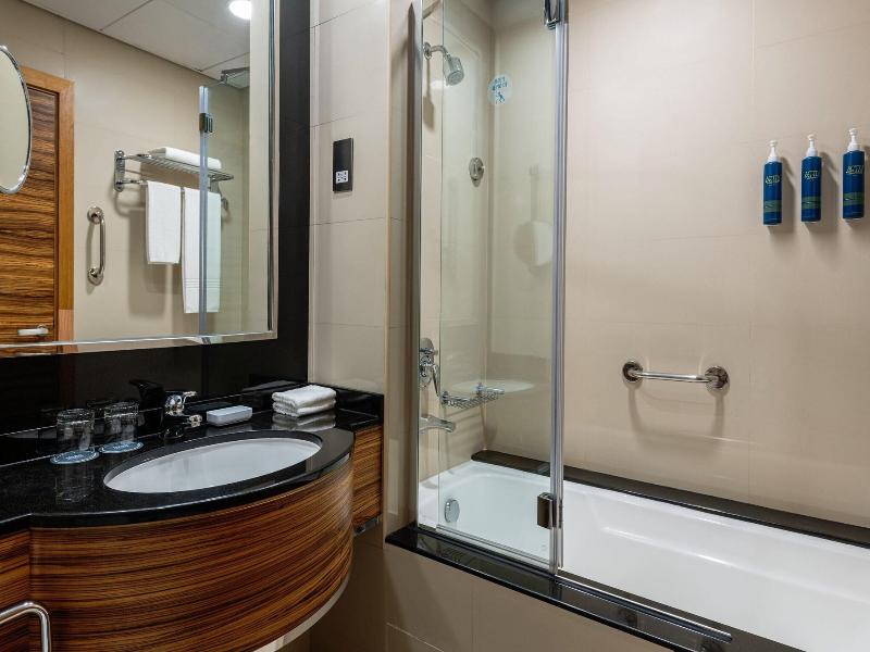 Four Points by Sheraton Downtown Dubai image