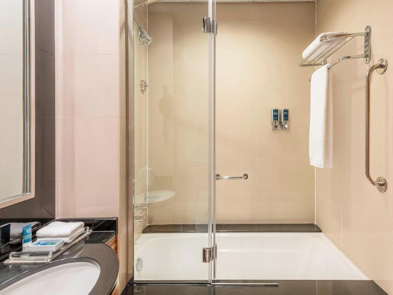 Four Points by Sheraton Downtown Dubai image