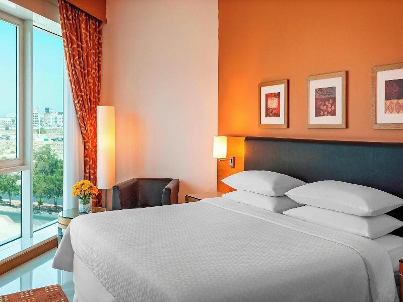 Four Points by Sheraton Downtown Dubai image