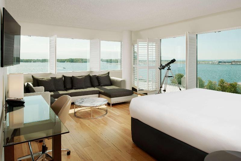 Radisson Admiral Toronto Harbourfront