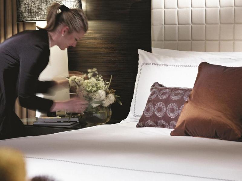 Four Seasons Hotel Sydney image