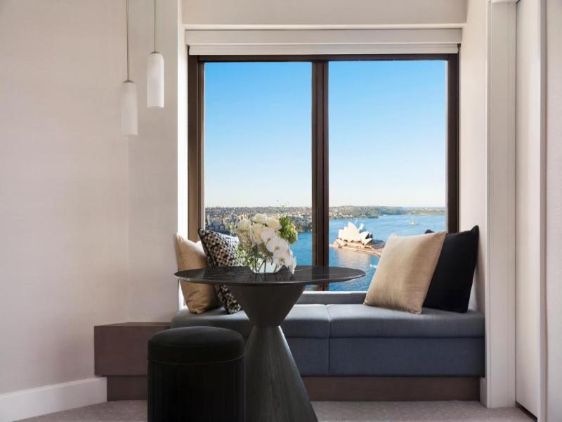 Four Seasons Hotel Sydney image