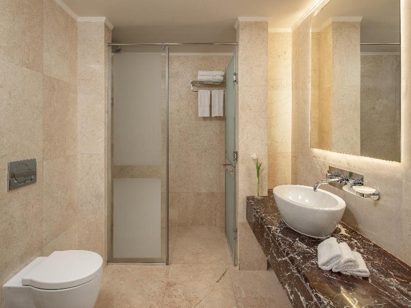 Carlton Al Moaibed image
