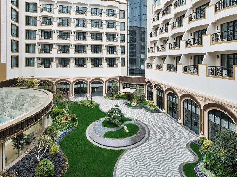 Renaissance Shanghai Hongqiao image