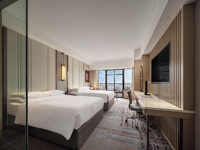 Renaissance Shanghai Hongqiao image