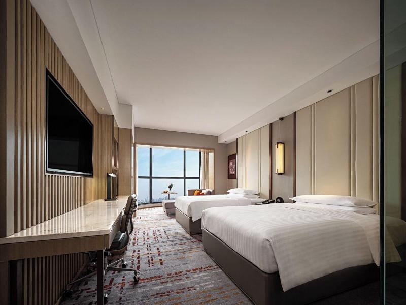Renaissance Shanghai Hongqiao image
