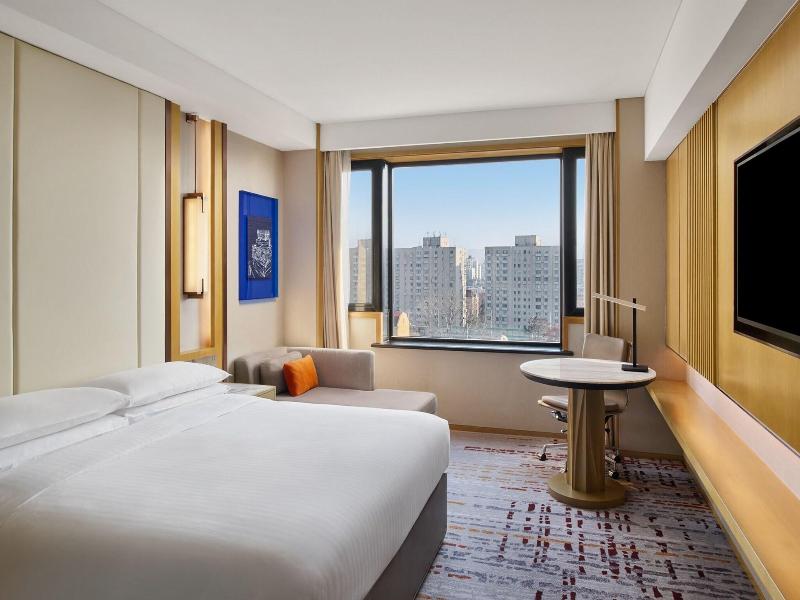 Renaissance Shanghai Hongqiao image