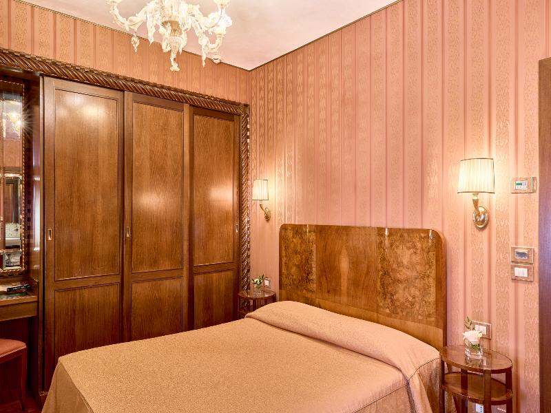 Palazzo Stern image