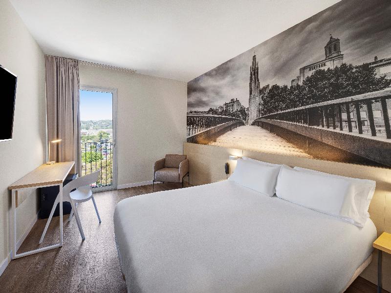 B&B HOTEL Girona 3 image