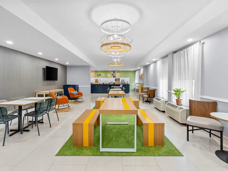Spark By Hilton Des Plaines Chicago O'Hare image