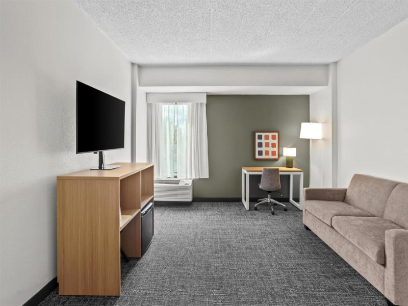 Spark By Hilton Des Plaines Chicago O'Hare image