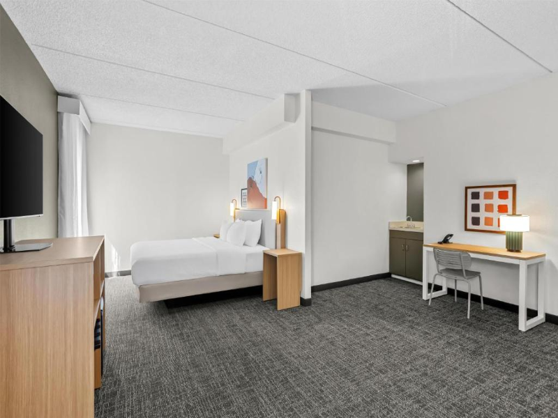 Spark By Hilton Des Plaines Chicago O'Hare image
