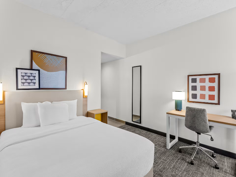 Spark By Hilton Des Plaines Chicago O'Hare image