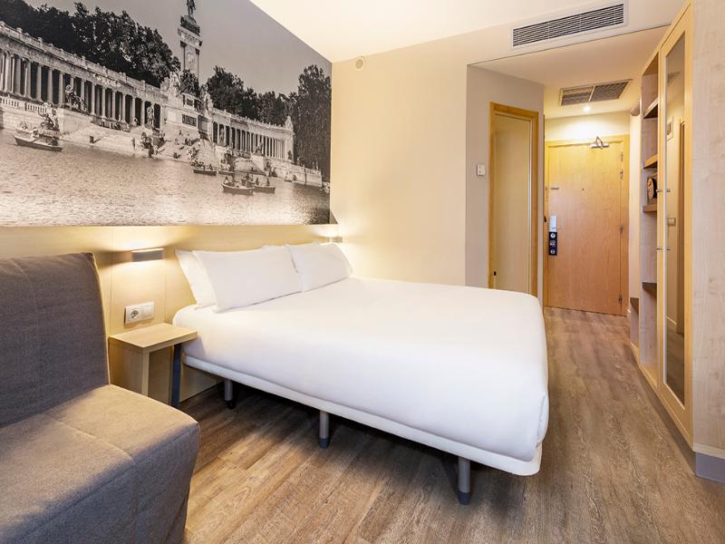B&B Hotel Madrid Aeropuerto T1 T2 T3 image