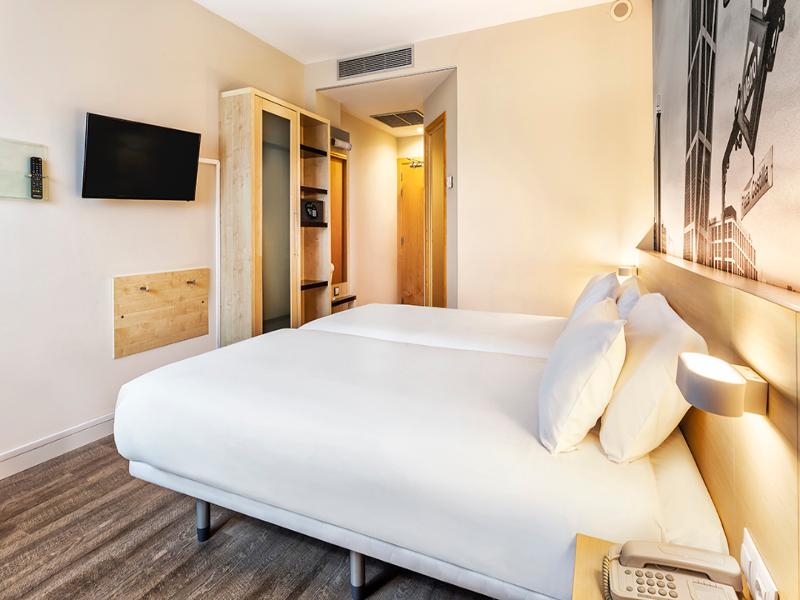 B&B Hotel Madrid Aeropuerto T1 T2 T3 image