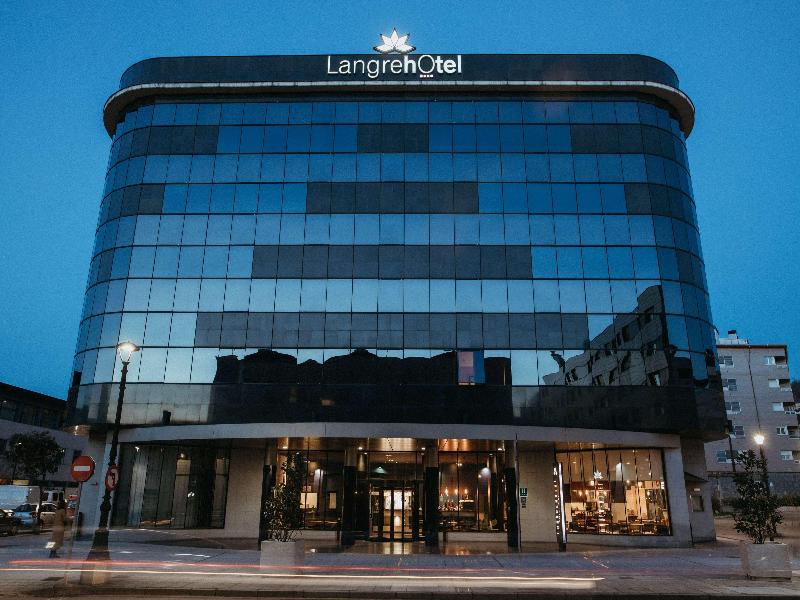 Azz Langrehotel & Spa image