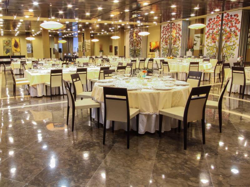 Azz Langrehotel & Spa image